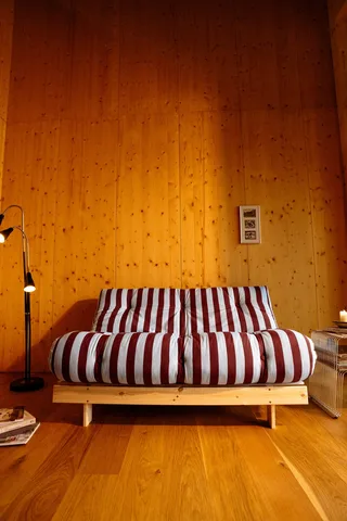 ROOTS RAW 90 X 200 W. ROOTS MATTRESS BURGUNDY-LIGHT BLUE by Karup Design – interior photo 6 of 11