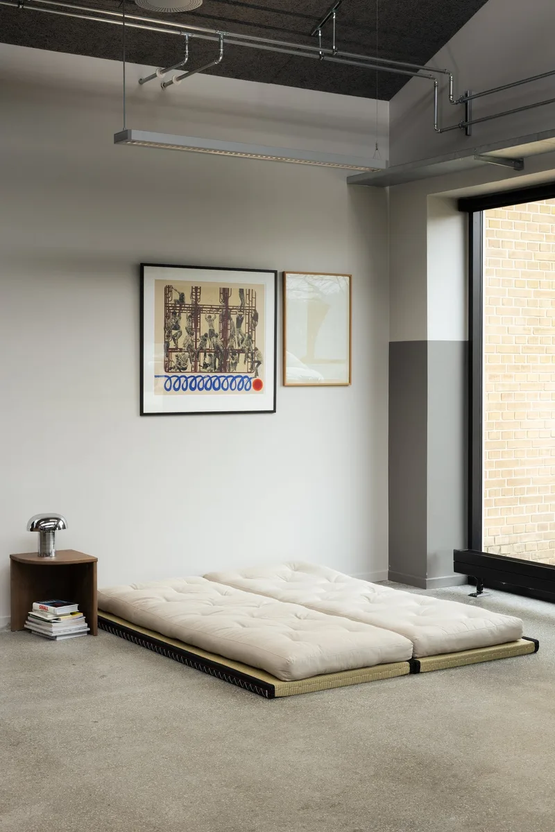 CHICO GREY W. 2 TATAMI 80 X 200 W. 2 CHICO MATTRESS SET GREY van Karup Design – sfeerfoto 9 van 13