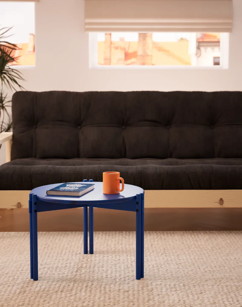 STICKS TABLE HIGH POPPY RED van Karup Design – sfeerfoto 8 van 15