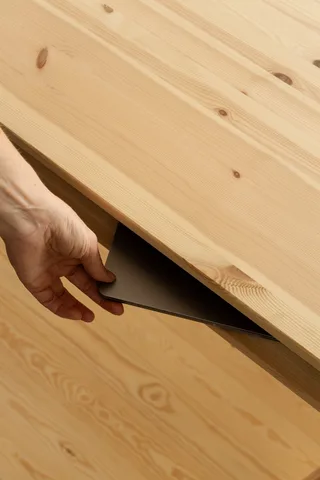 TUCK DINING TABLE RAW de Karup Design – photo d’ambiance 9 sur 11