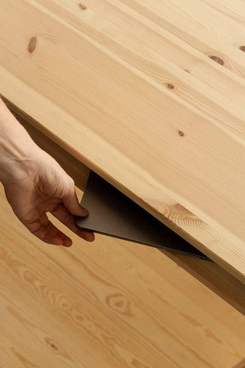 TUCK DINING TABLE RAW de Karup Design – photo d’ambiance 9 sur 11
