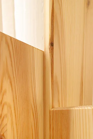 KEEPER COAT STAND RAW de Karup Design – photo d’ambiance 9 sur 12