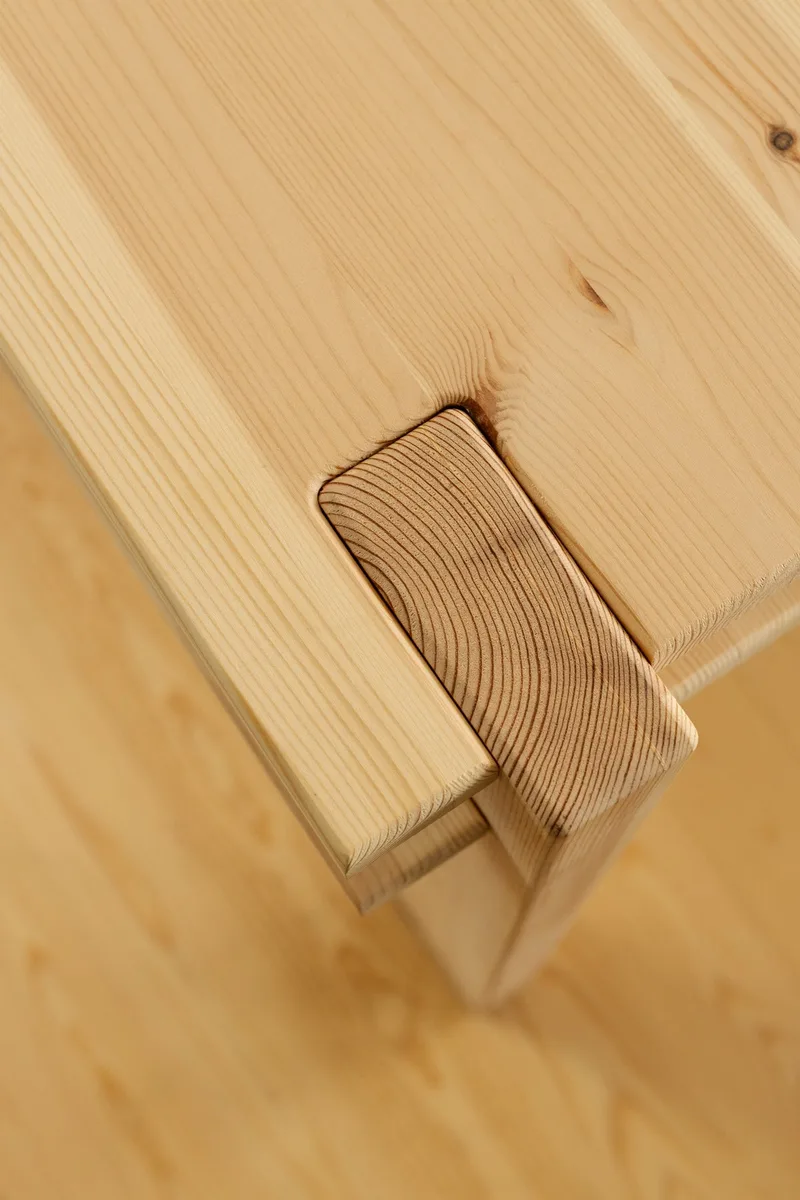 TUCK DINING TABLE RAW de Karup Design – photo d’ambiance 6 sur 11