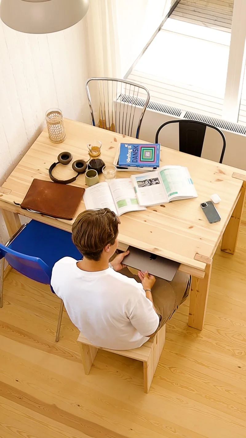 TUCK DINING TABLE RAW de Karup Design – photo d’ambiance 2 sur 11