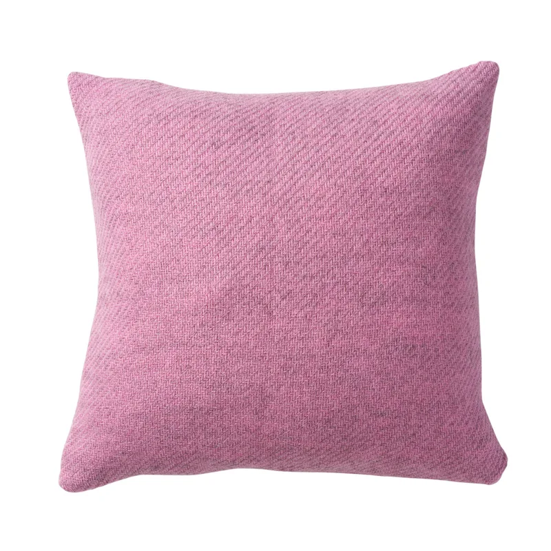 Gotland kuddfodral by Klippan Yllefabrik in Rosa – product photo
