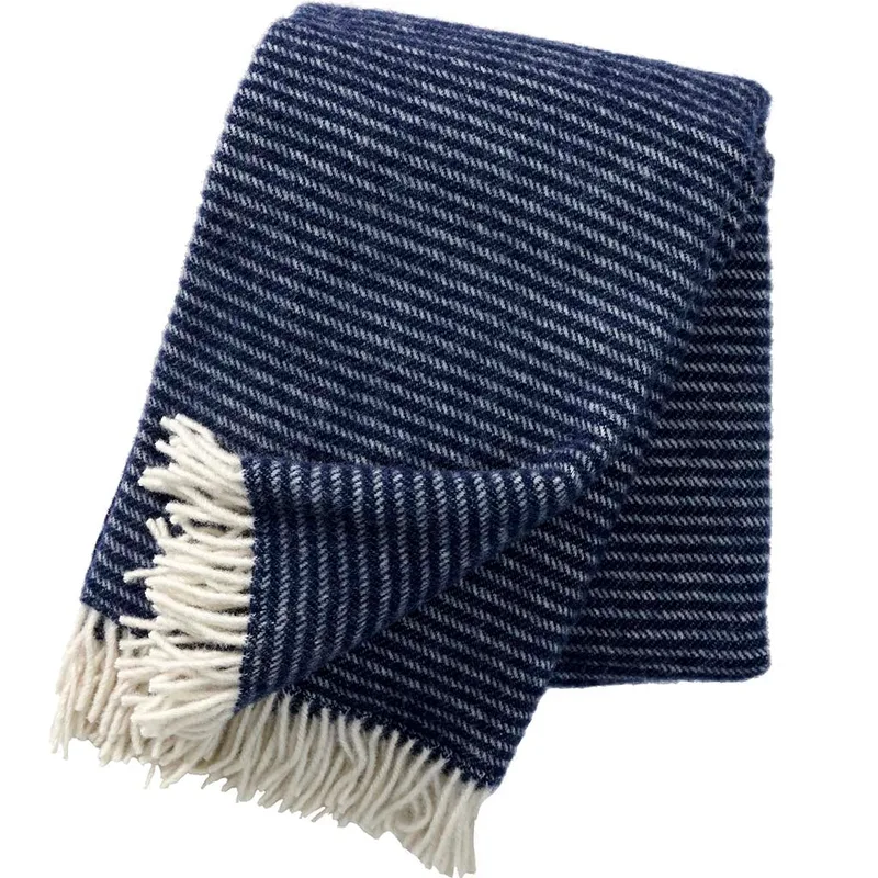 Ralph van Klippan Yllefabrik in Navy – productfoto