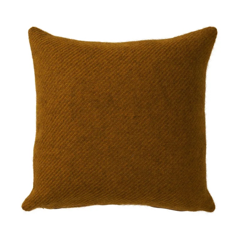Gotland kuddfodral by Klippan Yllefabrik in Karamell – product photo