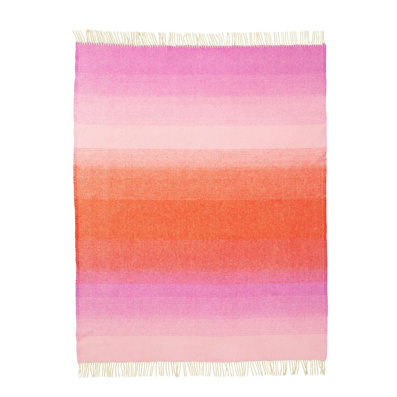 Aurora by Klippan Yllefabrik in Rödrosa – product photo