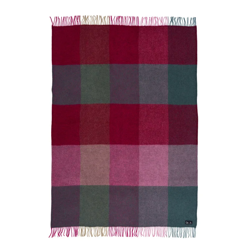 Gotland check by Klippan Yllefabrik in Rosa – product photo