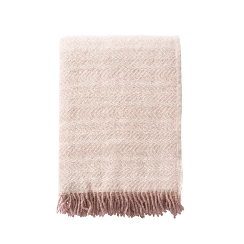 Alm von Klippan Yllefabrik in Soft pink – Produktfoto