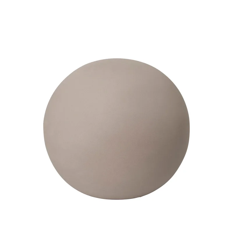 Globe Skulptur L van Kristina Dam Studio – productfoto