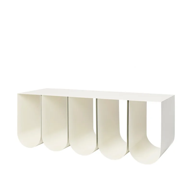 Curved Bænk by Kristina Dam Studio – product photo