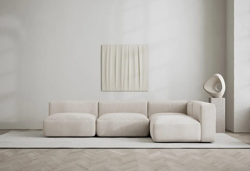Rosso 4-sits hörnsoffa höger van LAYERED in Cord Fresh Pearl Grey – sfeerfoto