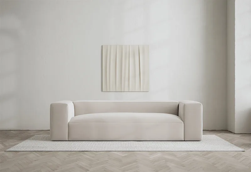 Bulky 2-sits soffa by LAYERED in Velvet Bone White – interior photo