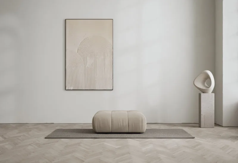 Cecco Fotpall von LAYERED in Bouclé Warm Clay – Ambientefoto