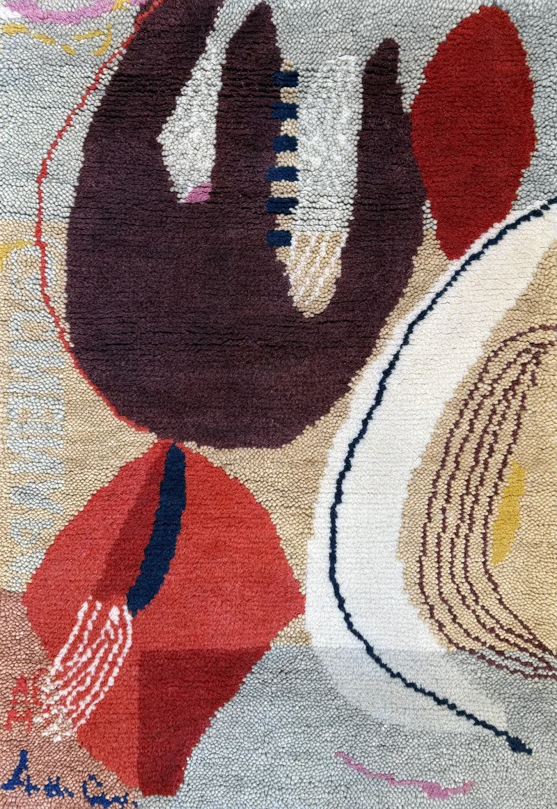 Heather Chontos Collage by LAYERED in Måttbeställ – interior photo