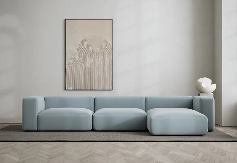 Rosso 3-sits med divan höger by LAYERED in Linen Look Sky Blue – interior photo