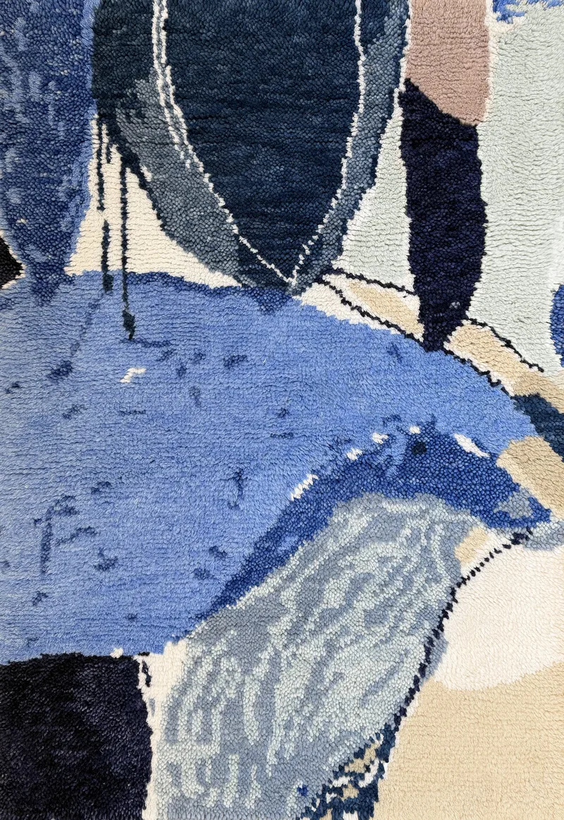 Heather Chontos Blue Lake by LAYERED in Måttbeställ – interior photo