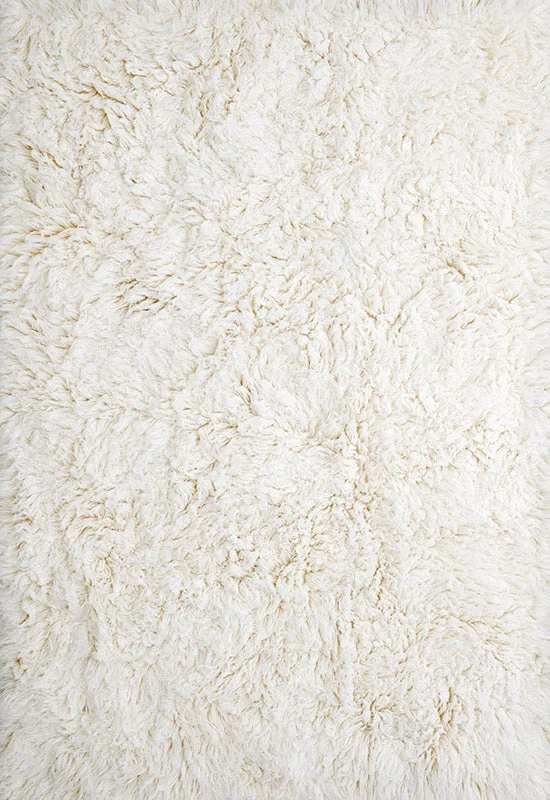 Shaggy Bone White by LAYERED in 140 × 200 cm – interior photo