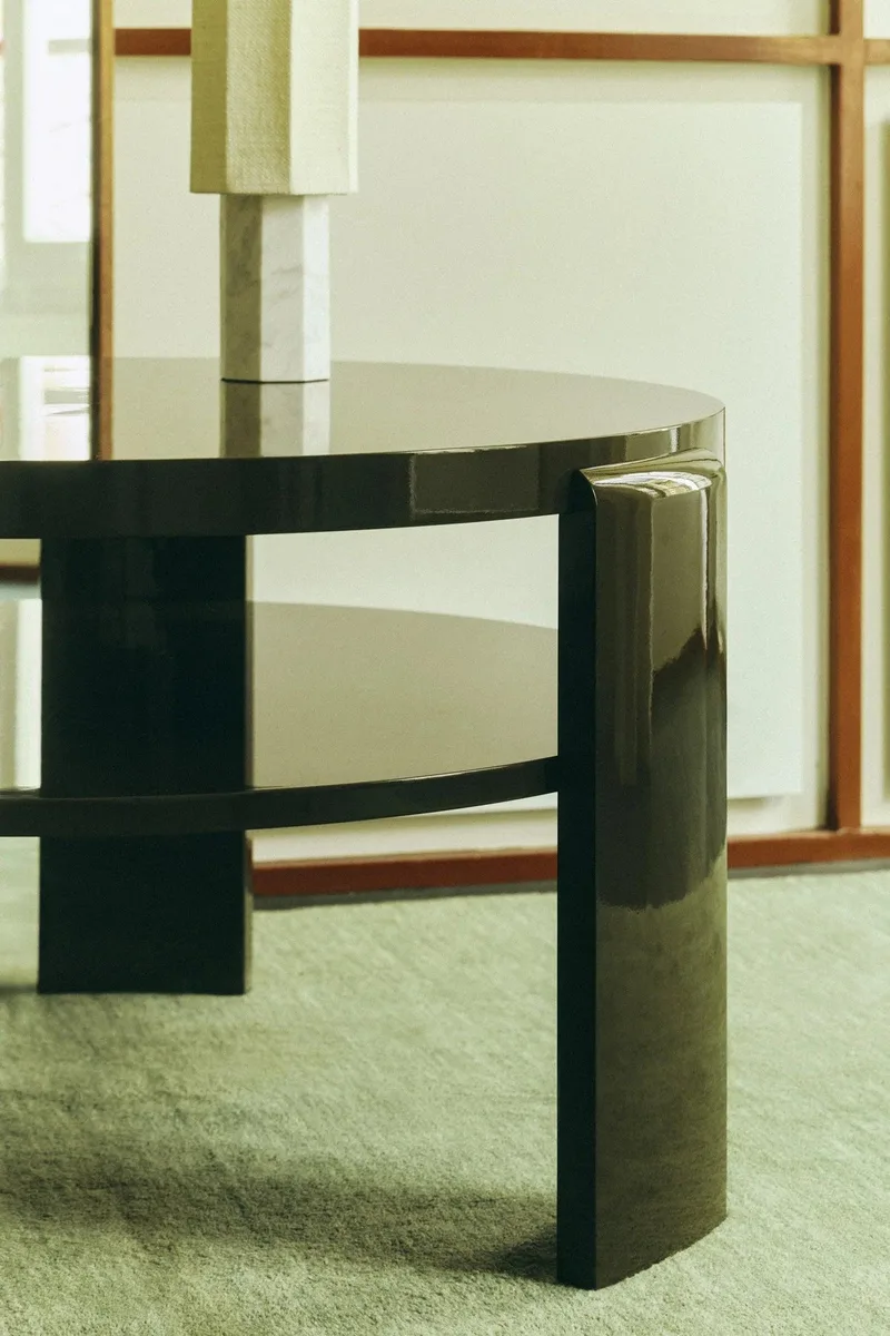 SPINA LOUNGE TABLE by LOUISE ROE in Beech Wood Olive Green Lacquered – interior photo