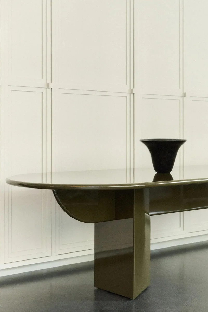PILLABOUT TABLE 04 by LOUISE ROE in Natural Oiled Oak – interior photo 4 of 6