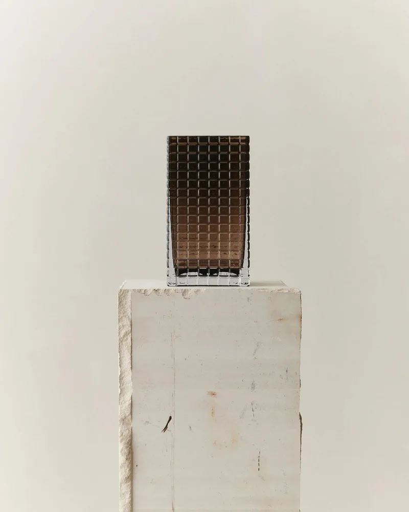 CITY LIGHT HURRICANE by LOUISE ROE in Smoke – product photo