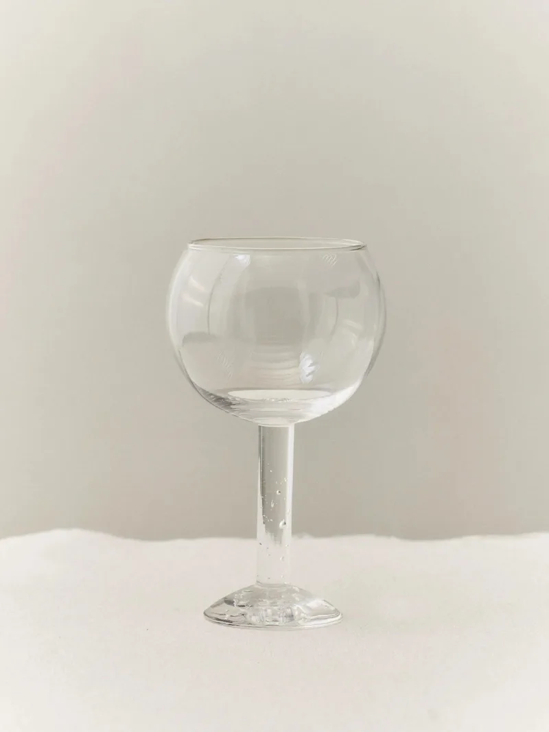 BUBBLE COCKTAIL GLASS, PLAIN TOP by LOUISE ROE – product photo