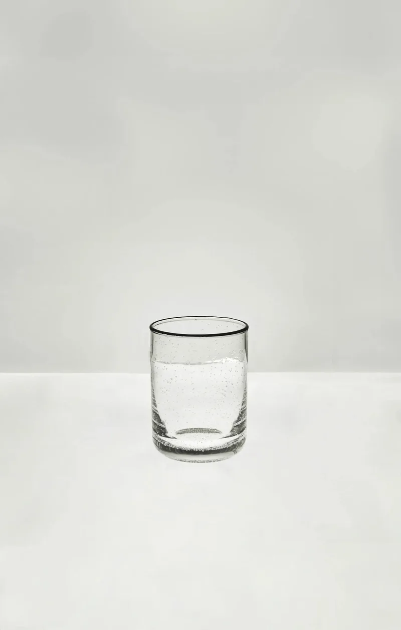 S.R. DRINKING GLASS LOW von LOUISE ROE in 1 GLASS – Produktfoto