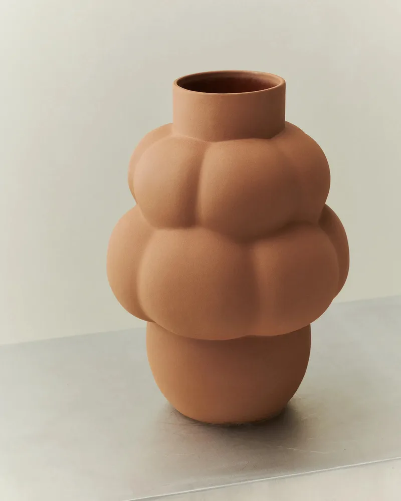 BALLOON VASE 04 GRANDE CERAMIC SANDED OCKER by LOUISE ROE in Sanded Ocker – product photo
