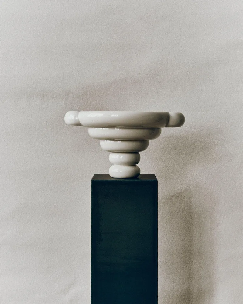 ALICE OBJECT 01 by LOUISE ROE in White – product photo