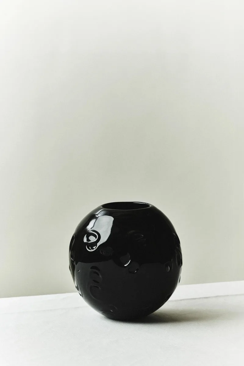 S.R. VINTAGE VASE DECO BLACK by LOUISE ROE – product photo