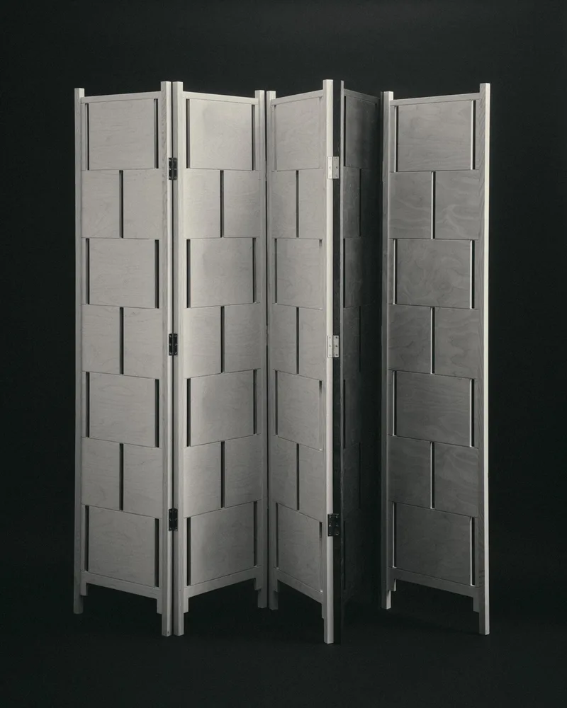 PRIVEY ROOM DIVIDER 3 PANELS by LOUISE ROE in Black Lacquered / Beech Wood – product photo