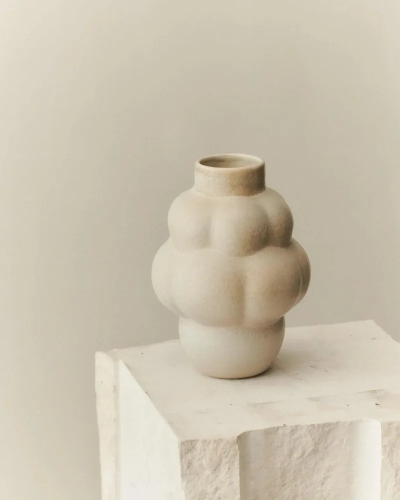 BALLOON VASE 04 PETIT CERAMIC de LOUISE ROE en Vintage Glaze – photo du produit