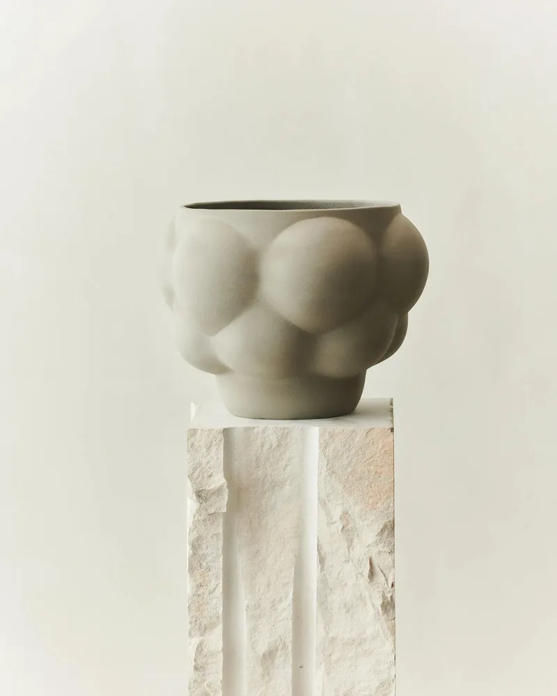 BALLOON BOWL 06 CERAMIC SANDED GREY by LOUISE ROE – product photo