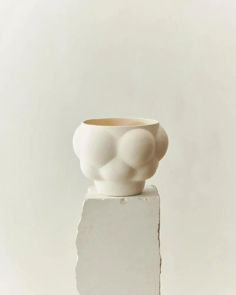BALLOON BOWL 05 CERAMIC by LOUISE ROE in Raw White – product photo