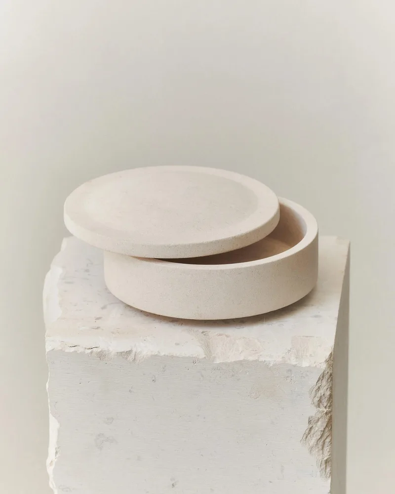 GALLERY OBJECT JAR 06 by LOUISE ROE in Limestone – product photo