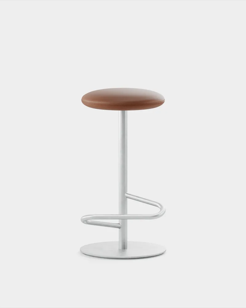 Odette Bar Stool H700 de Massproductions en Elmo Elmosoft – 33001, Hot Dip Galvanised – photo du produit