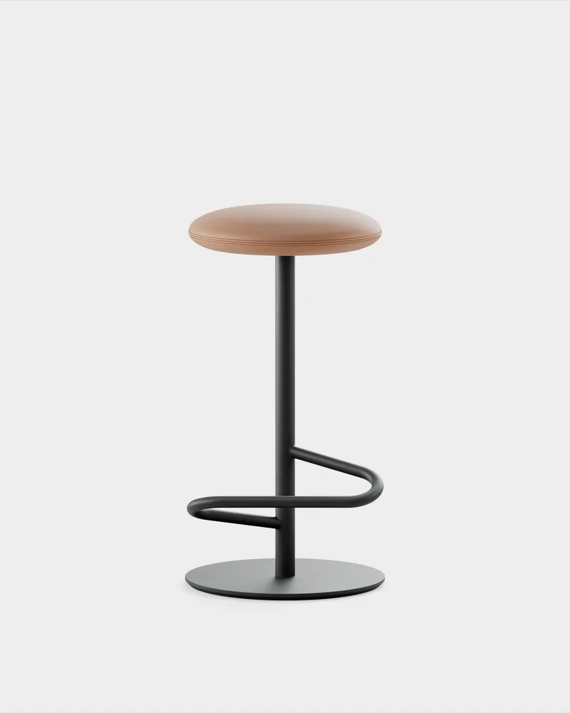 Odette Bar Stool H700 von Massproductions in Elmo Elmosoft – 33077, Black – Produktfoto