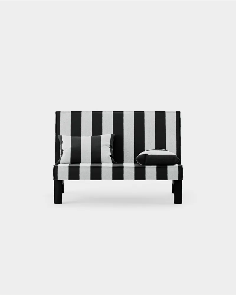 BAM! 2 Seater Sofa van Massproductions in Kvadrat – Reflex 159 – productfoto