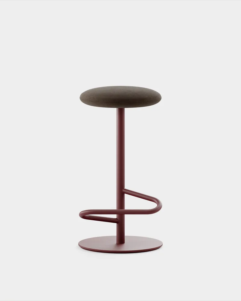 Odette Bar Stool H700 by Massproductions in Gabriel – Comfort+ 01566, Wine Red – product photo