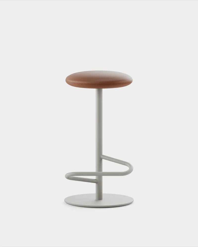 Odette Bar Stool H700 von Massproductions in Elmo Elmosoft – 33001, Stone Grey – Produktfoto