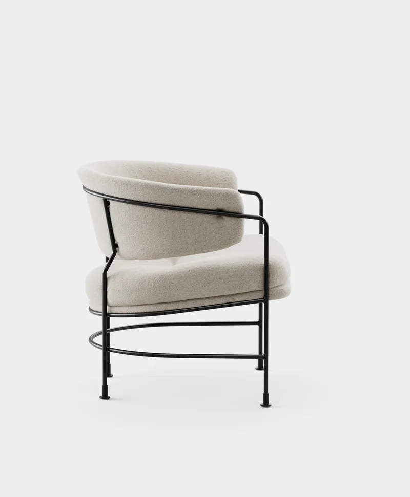 Astro Club Chair van Massproductions in Kirkby Design – Spiral 21 Chalk, Black – productfoto