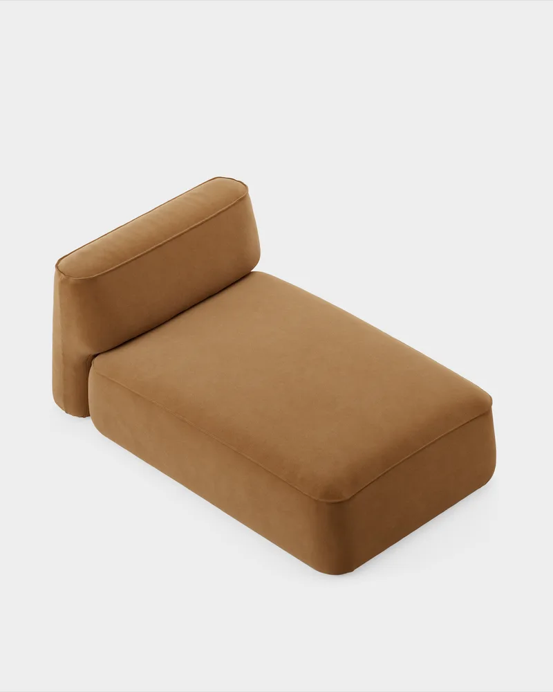 Patch Sofa System - Chaise open van Massproductions in Villa Nova – Atlantis 91 Cumin, Chaise open (L) – productfoto