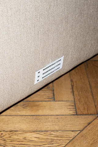 Patch 3-Seater by Massproductions in Sahco – Ecriture 100 – interior photo 1 of 2