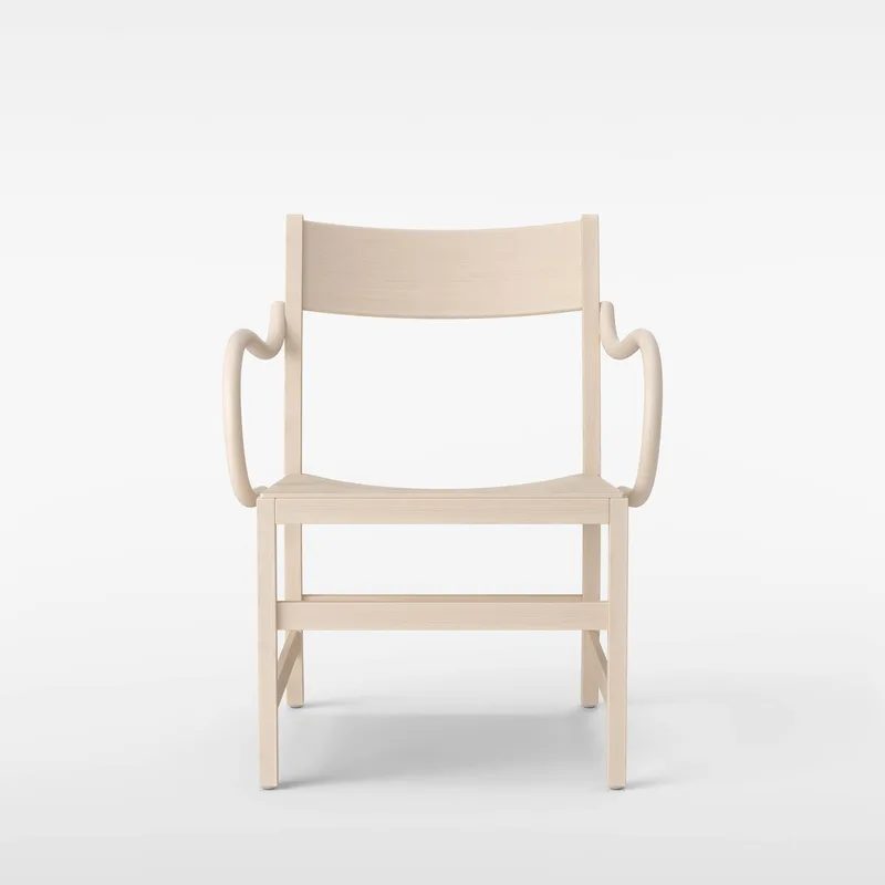 Waiter XL Easy Chair de Massproductions en White Oiled Beech – photo du produit