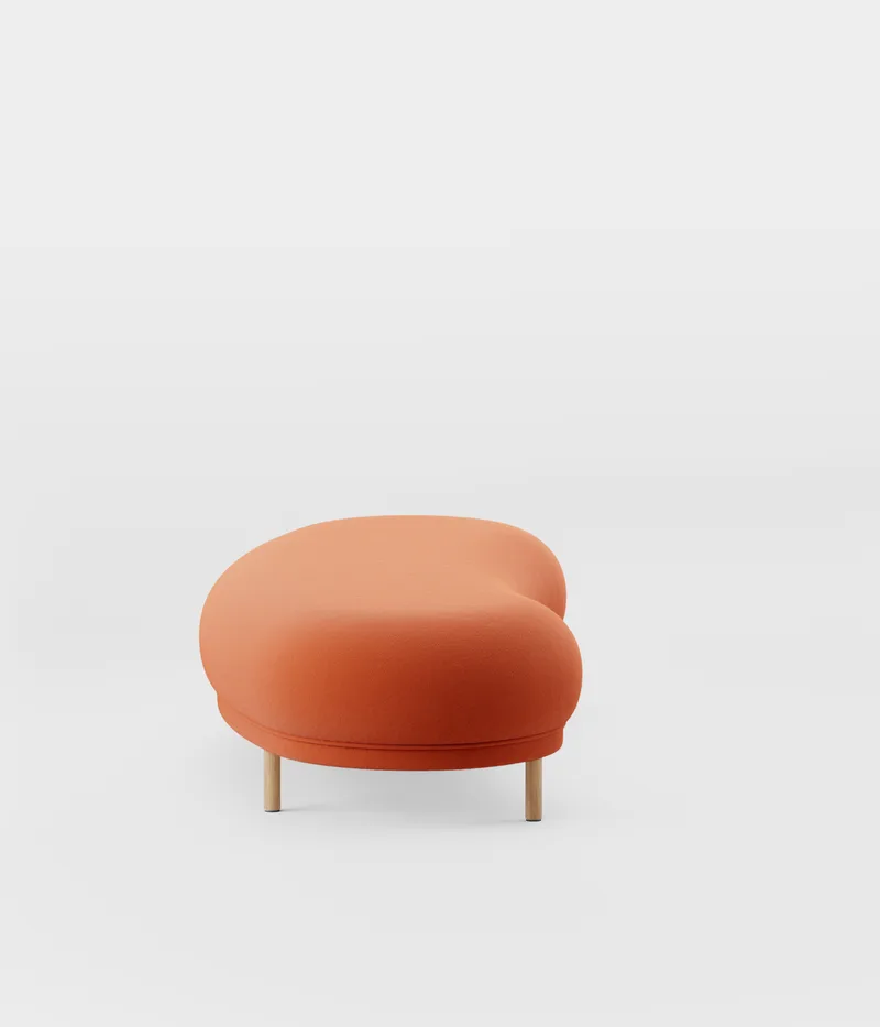 Dandy Ottoman van Massproductions in Natural Oak/Kvadrat – Tonus 4 554 – productfoto
