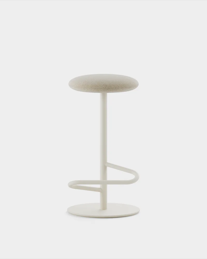 Odette Bar Stool H700 by Massproductions in Kvadrat Hallingdal 65 – 220, Ivory – product photo