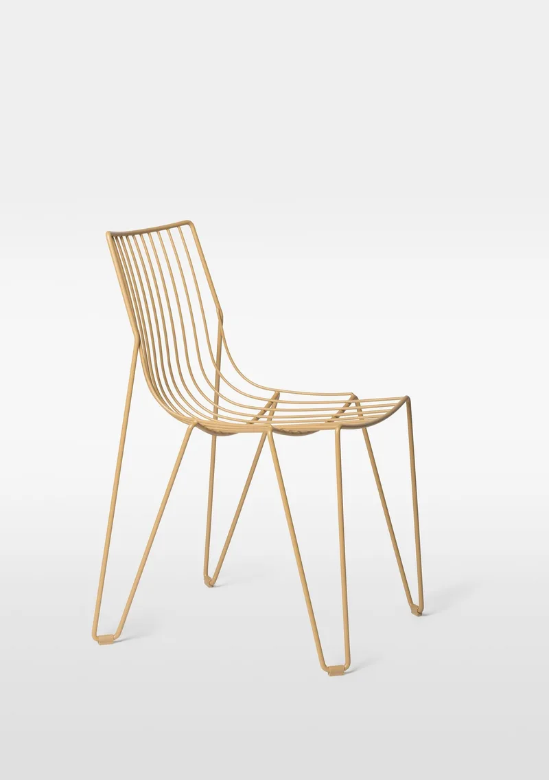 Tio Chair von Massproductions in Brown Beige – RAL 1011 – Produktfoto