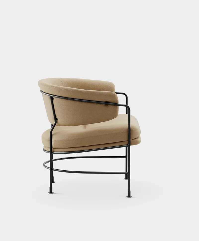 Astro Club Chair van Massproductions in Kvadrat – Vidar 4 0333, Black – productfoto