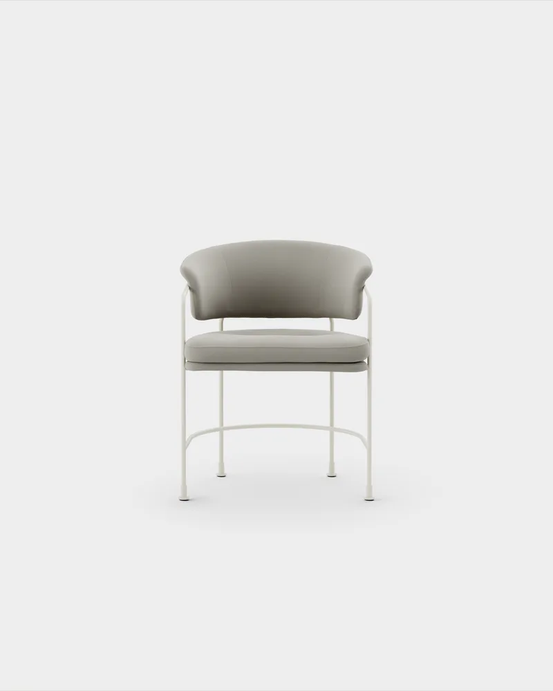 Astro Armchair van Massproductions in Kirkby Design – Smooth III 87 Gris, Ivory – productfoto